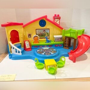 Fisher Price Little People Music School